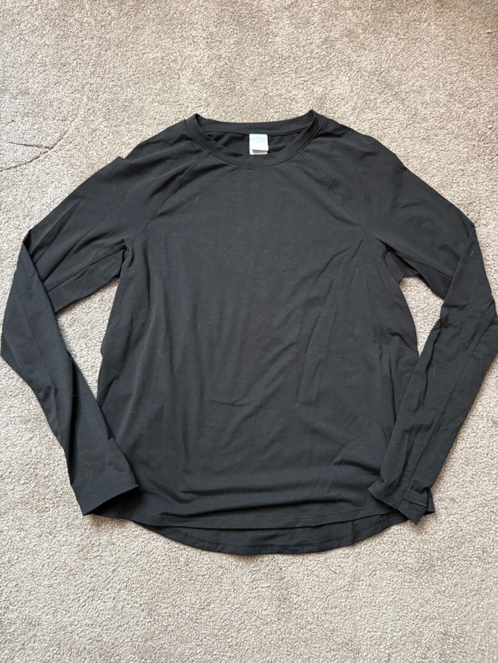 Lole women’s Black Long-Sleeve Crew Shirt